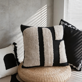 Boho Tufted Pillow Cover – Black & White Geometric Lumbar Cushion for Modern Living Spaces